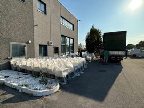 realizzazione poltroncine per nave da coricera 