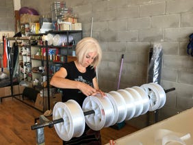 lavorazione fibre ottiche per teatro nave da crociera 